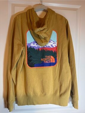 THE NORTH FACE men’s sz Small Mustard hoodie.